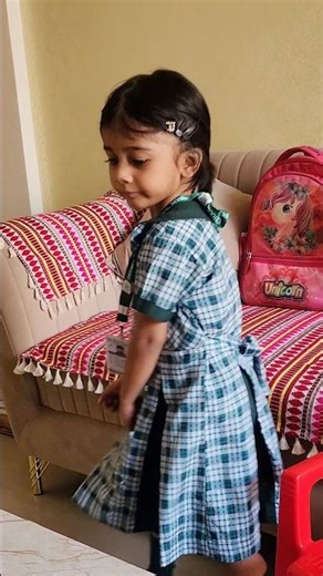Aadya attend her online class♥️🤗 #aadyaaryan #nurseryrhymes #learningpoem #cute #aadya #shorts