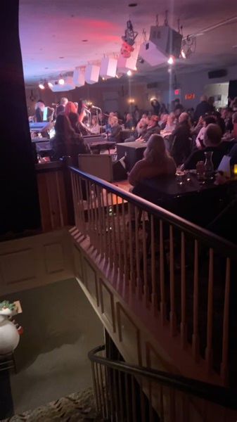 14 reactions | Mike Girard’s Big Swinging Thing on stage at Bull Run. Swinging Saturday in Shirley! | The Bull Run Restaurant | Facebook