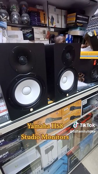 Yamaha HS8 Studio Monitors Review and Features