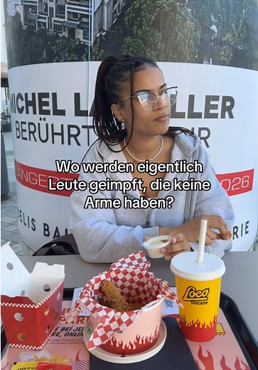 Wo werden Menschen ohne Arme geimpft?