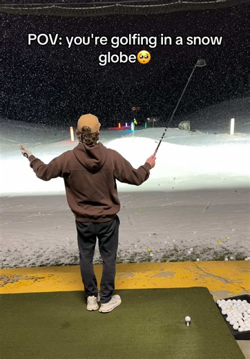 Such a cool experience🤯 #golftiktok #snow #golf | golf