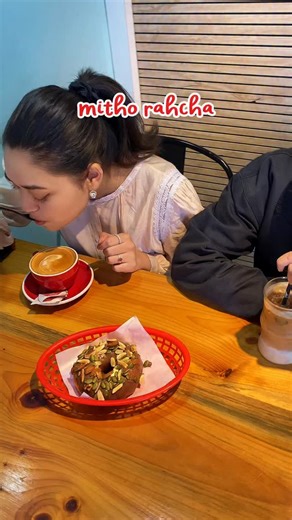 265K views · 9.8K reactions | When math skills save you money  #kharayobakes #billsplitdrama #mathgenius #paylesslaughmore #friendshipgoals❤️ #dessertanddrama #relatable #budgetbites #funnyfriends #cafechronicles | Kharayo Bakes | Facebook