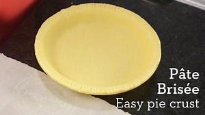 This is the full tutorial for the easy and delicious pie crust used for my pumpkin pie recipe. No need to keep things cold, no worries about over-working the dough, and no equipment needed other than your hands...that's a winning combo if you ask me! It has a tender-crisp shortbready texture that's perfect for sweet and savoury pies and tarts. Full Recipe Here! https://hot-thai-kitchen.com/pate-brisee/ Originally posted in 2015 | Hot Thai Kitchen