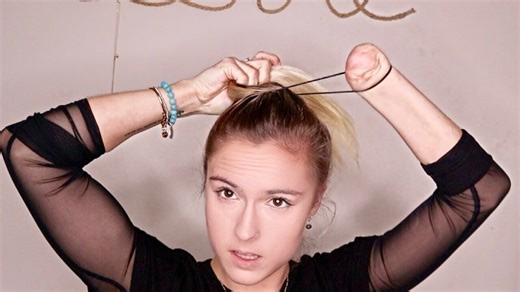 Watch Me Put My Hair Up With Just ONE HAND � You Won't Believe How!