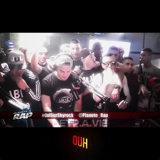 JuL et Liga One en Freestyle : Découvre le Groos Album