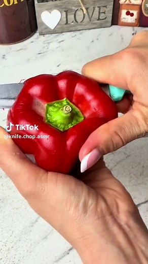 How to Peel a Pepper: Step-by-Step Guide
