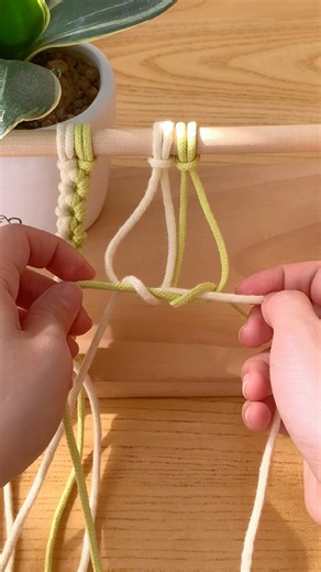 🪢New Free Macramé Class: 2 daily 2 AM, 5-min creative knots!