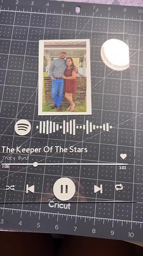 DIY Spotify Plexiglass Plaque Tutorial