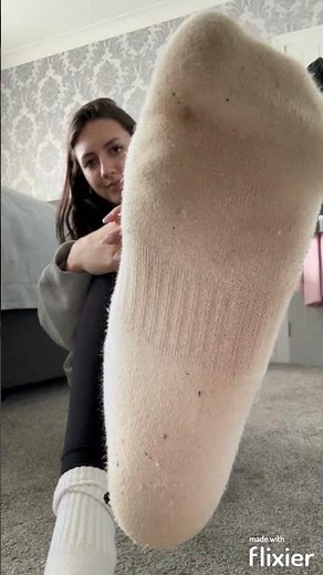 (Preview) Elisha - Smell Her Socks(3 minutes)