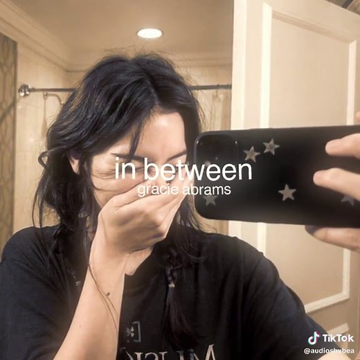 Gracie Abrams Songs: In Between