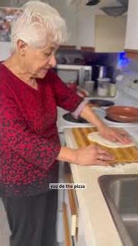 How to Make Pizza Fritta Step-by-Step see comments for recipe quantity #pizzafritta #nonna #italian