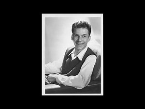 FRANK SINATRA Sings "APRIL IN PARIS" First Solo Performance Live CBS Radio Broadcast August 30, 1944