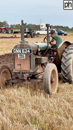 Dan on his Fordson vintage tractor with Ransomes plough working in the field at Southwell ploughing match | Pro Horizon Farming Content
