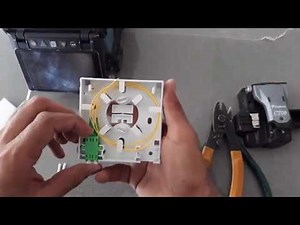 How Fiber Optic Technicians Work on site