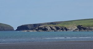 Panoramique de droite à gauche de : vidéo de stock (100 % libre de droit) 3893125821 | Shutterstock