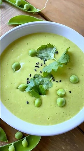 Curried Pea Soup #vegetablesoup #peas #healthyfood #easyrecipe