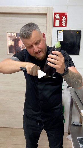 Anatolii Dobrovolskyi | 🍆 Testing the Viral Eggplant Lifehack! 🤔 Can this hack really work? Thanks for inspiration @yousuckatcooking Watch till the end for a... | Instagram
