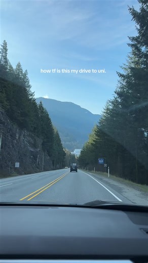 Stunning Drive to University: A Commuter's Delight