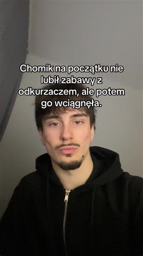 Chomik i Odkurzacz: Przyjazna Zabawa