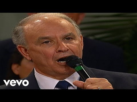 Bill & Gloria Gaither - Lead Me Gently Home, Father [Live] ft. Glen Allred