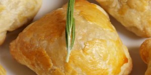 Beef Wellington Bites