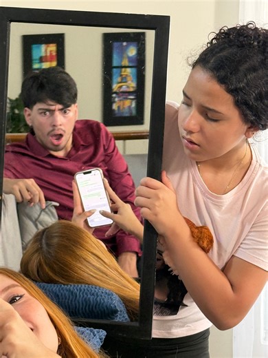 El espejo de su hija revelo el chat de su esposa con otro | La cuñada