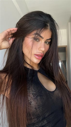 Aleja Torres / Soytorres / Model on Instagram