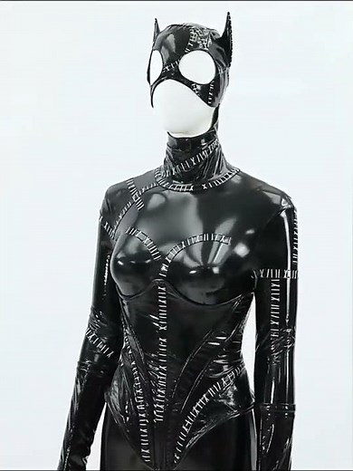 Batman Returns Catwoman Selina Kyle Cosplay Costume DC Comic Jumpsuit Mask #Takerlama #cosplaygirls