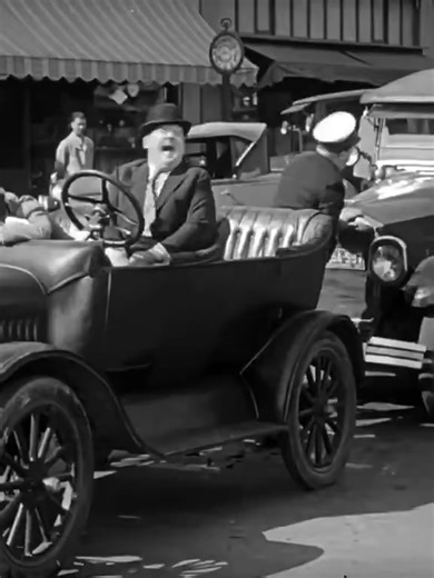 6.5K views · 44 reactions | Laurel and hardy forever comedy 藍 #laurelandhardy #comedyduo #laurel #VintageCinema #hardy #laurelhardy | Loreal hardy fans | Facebook