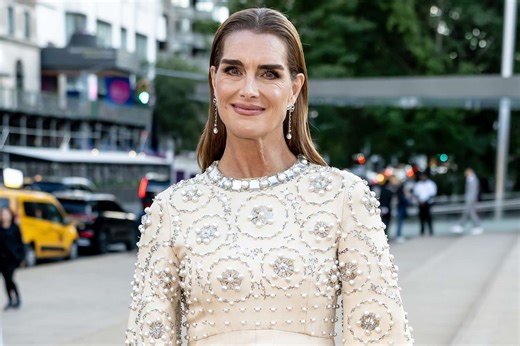 Brooke Shields Recalls the Insulting Question Asked by 2 Male Doctors After Her Grand Mal Seizure