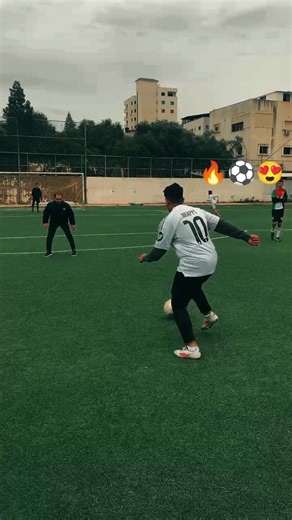 ‏#كرة_القدم_عشق_لا_ينتهي👑💙 #الشعب_الصيني_ماله_حل😂😂 #عالمي#عالمية