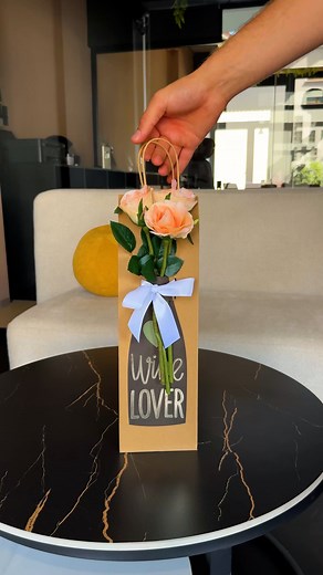 649K views · 4.1K reactions | Quick gift bag idea with ribbon and roses  #easy #giftbags #ribbon #roses #trick | Creative Zone | Facebook
