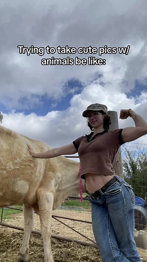Cute Pics with Farm Animals: A Fun Photoshoot on the Farm