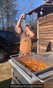 Harvesting and Processing Crawfish in Louisiana 🦐😲😲 | Lahsihmedia