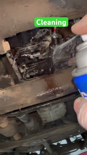 Clean 🧼 #automobile #brakesystem #4wd #mechanic #brakefluid #diy