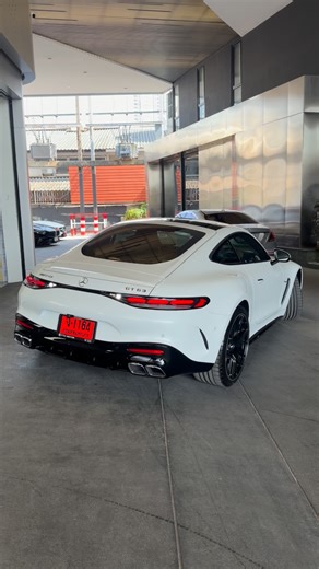 Mercedes-AMG GT63 in stunning MANUFAKTUR Opalite White Bright #MercedesAMG #GT63 #White #BenzTTC | Ake Sales Executive Benz TTC