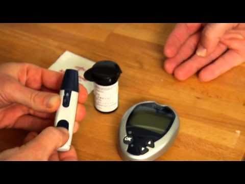 How to Use a Glucometer Machine