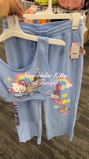 new Hello Kitty at @target 🫶 #hellokitty #sanrioaesthetic #sanrio #target #targetfinds #newattarget #shopwithmeattarget #targetmusthaves #targettiktok #targetstyle #fyp #trendy
