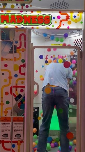 Falling Balls Game at Tenpin Plymouth 🥎