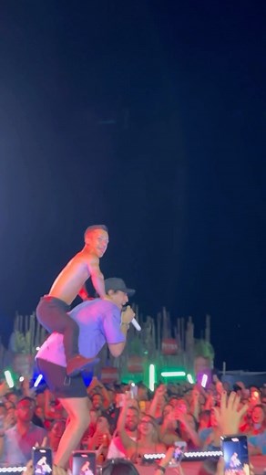 1.9M views · 8.7K reactions | Da série “ SÓ ACONTECE NO SHOW DO NATTAN” 藍  #saojoaodonattan流 obg por participar do show @jorgeluiz | Nattan | Facebook