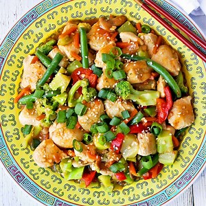 Easy Chicken Vegetable Stir Fry - Healthy Recipes Blog