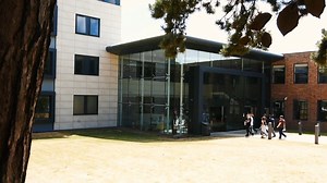 You can apply to any of BMet’s range of university-level courses through Clearing, these include courses for Early Years, IT, Travel and Tourism, Sports and Public services. To find out more visit BMet.ac.uk/clearing. | BMet