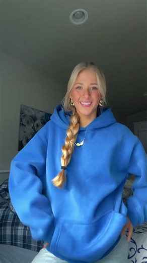 ig: _ellie.barker #fypシ゚viral #foryoupage #hoodie #ChristmasWishlist #TikTokShop