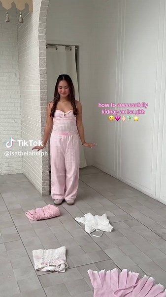 seriously tho all i want for xmas is Isa 🎀🙂‍↕️ #isathelabel #shopping #isagirls