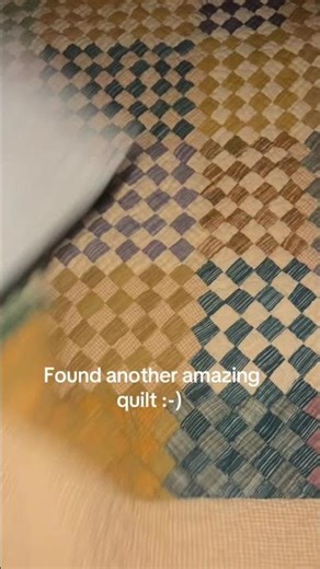 Postage stamp quilt. #Quilting#QuiltLove#HandmadeWithLove#VintageQuilt#FiberArt