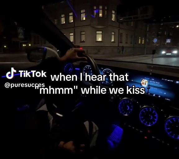 💸 (@puresucces)s video med unexpected kiss