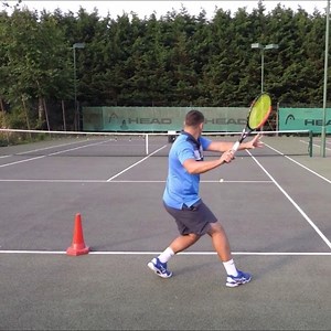 52K views · 891 reactions | Forehands on the ball machine using crossover and sidesteps to recover into position  Click the link in our bio @toptennistraining to watch the full video on YouTube now #tennis #tennis #tennisplayer #tenniscoach #toptennistraining | Top Tennis Training | Facebook