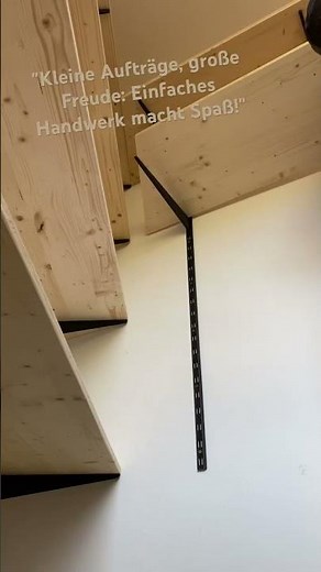 "Regale selbst bauen: Mit verstellbaren Regelhaltern und zugeschnittenen Platten" Dreischichtplatten