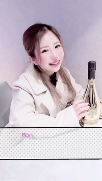 NANA Cafe キャスト紹介【第1弾】