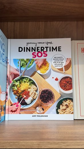 OMG! My cookbook Dinnertime SOS is officially HERE🎉. I am SO EXCITED. I had the idea for this book over five years ago, before my son was even born, so it has been a real journey to this point—and it’s so surreal to walk into a bookstore and see it on a shelf! The cookbook is available everywhere books are sold! All the links are in my @yummytoddlerfood profile. I really hope it’s a playbook for you to help simplify dinner—from thinking of what to make, getting groceries (and using what you buy